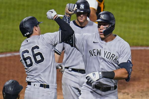 Judge hits slam for MLB-leading 30th HR, Yanks rout Pirates