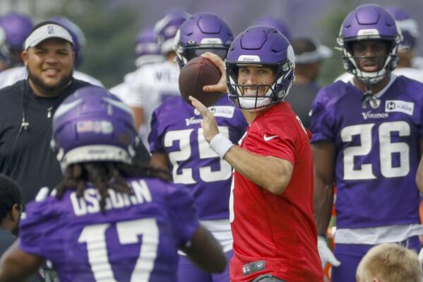 Inside how Kirk Cousins is leading the Vikings at training camp