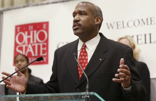 Ohio State athletic director Gene Smith says he'll retire in summer 2024