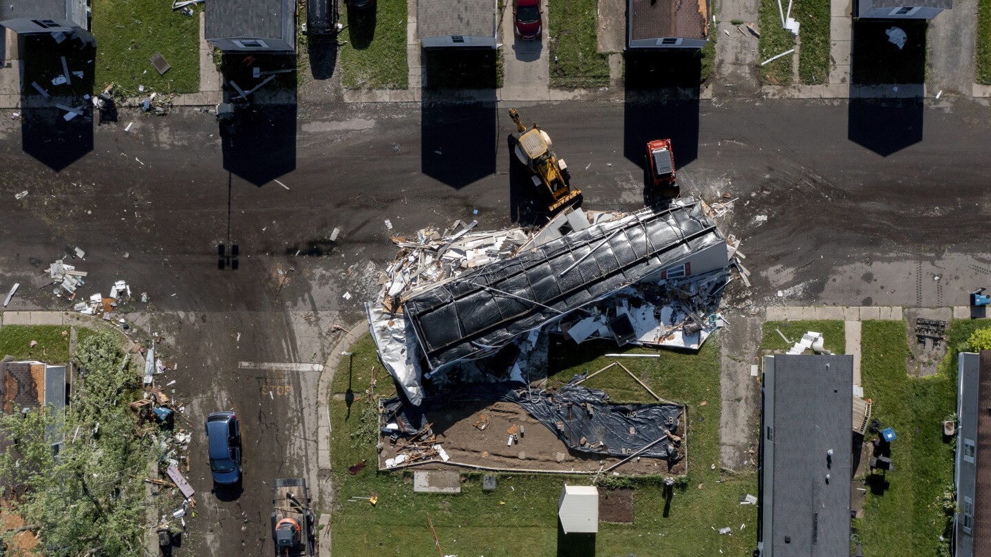 Les violentes tempêtes qui frappent le Midwest entraînent des ouragans