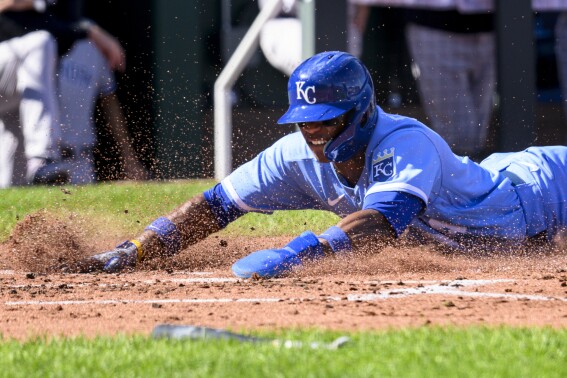 Kyle Isbel's go-ahead bunt lifts Royals over Astros 10-8 for fourth  straight win