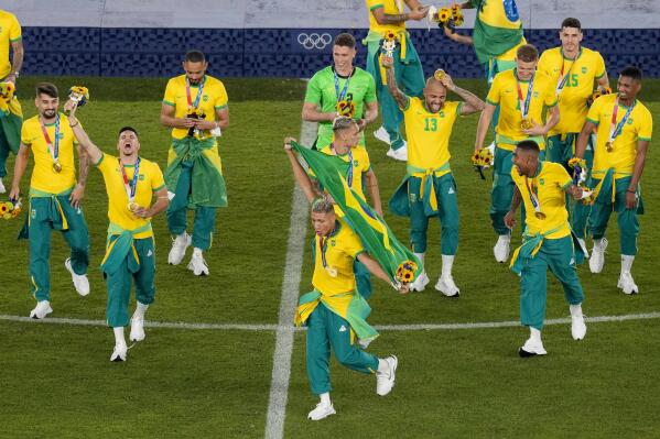 Brazil Defeats Spain to Win Soccer Gold - The New York Times