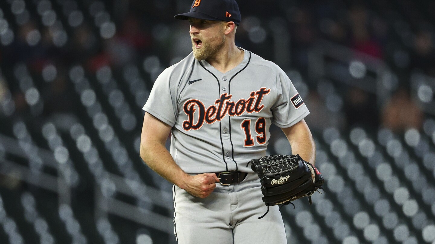 Dingler helps Detroit rally then Tigers hang on to beat Twins 7-6