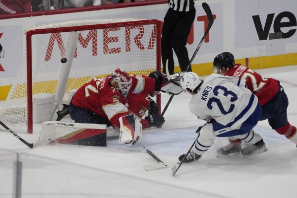 Gotta See it: Maple Leafs' Matthew Knies ignites crowd with