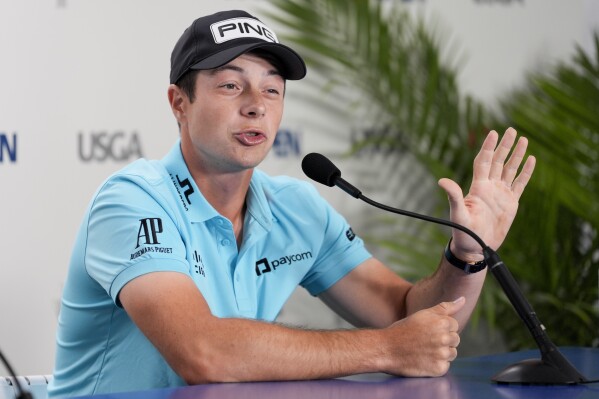 Viktor Hovland, of Norway, speaks during a news conference at the U.S. Open golf tournament Tuesday, June 11, 2024, in Pinehurst, N.C. (AP Photo/Matt York)