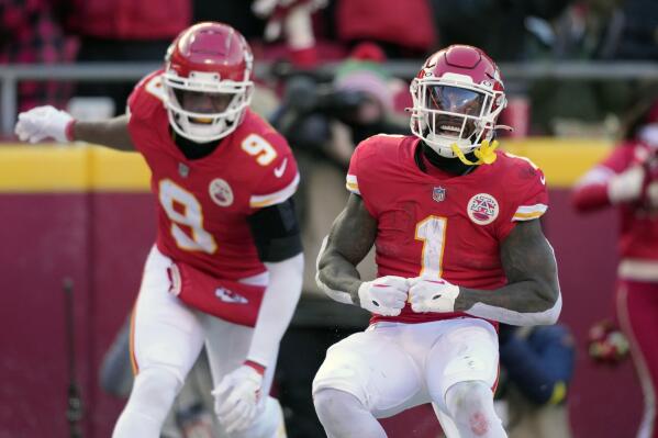 How Much Re-Signing JuJu Smith-Schuster Could Cost The Kansas City Chiefs