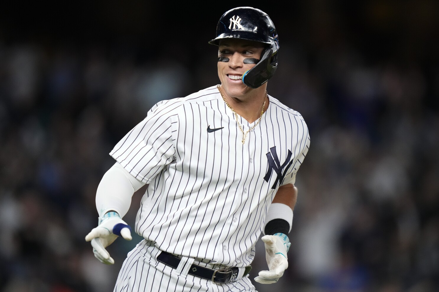 Judge hits 42nd homer, Yankees beat Royals 8-2