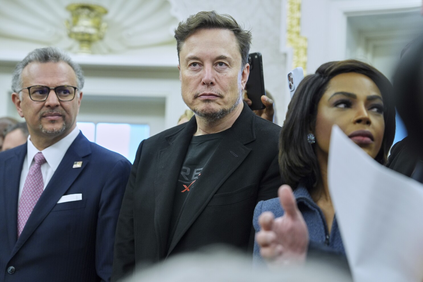 Musk criticizes Trump's 'big beautiful bill,' fracturing a key relationship