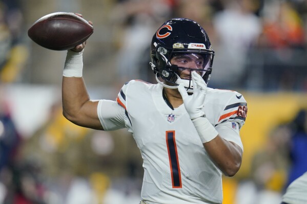 FILE - Chicago Bears quarterback Justin Fields passes against the Pittsburgh Steelers during the first half of an NFL football game, Monday, Nov. 8, 2021, in Pittsburgh. The Bears traded Fields to the Steelers on Saturday, March 16, 2024, according to a person informed of the deal. (AP Photo/Gene J. Puskar, File)