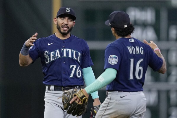 Kolten Wong Fits Well For The Seattle Mariners at Second Base