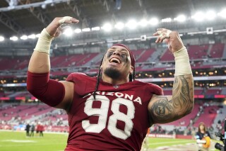 Deal Accepted: Lions add run-stuffing DT Roy Lopez with $4.65 million, one-year agreement...ts.dhung.