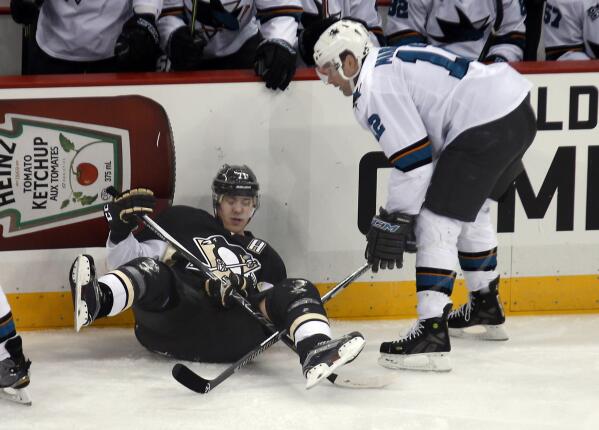 NHL: San Jose Sharks' Patrick Marleau reaches milestone