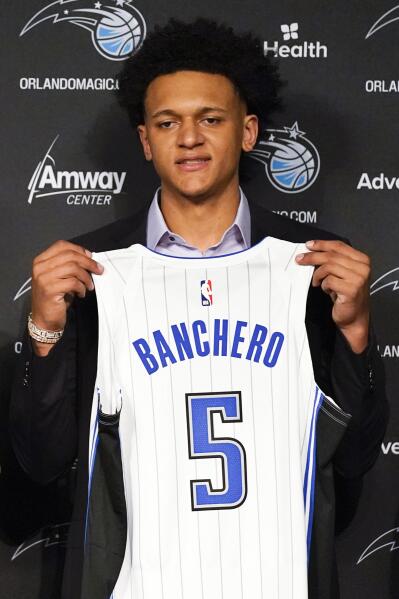 Banchero arrives in Orlando, a day after becoming No. 1 pick