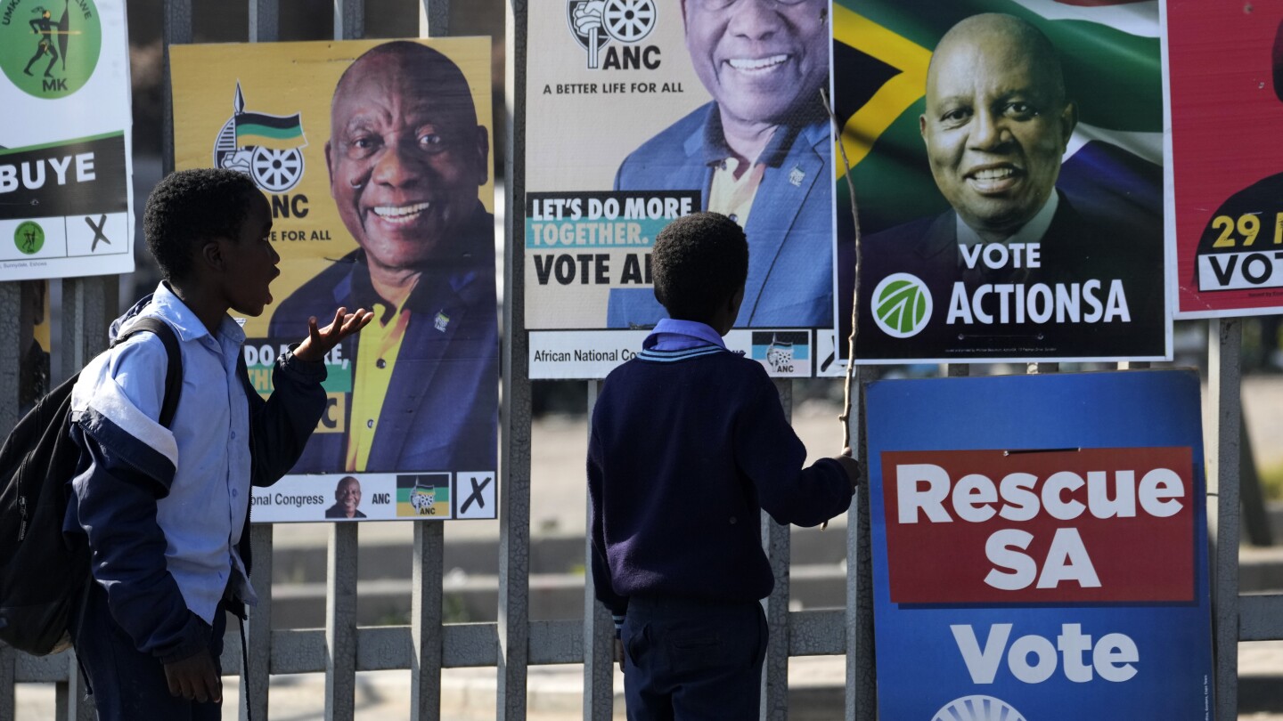 КЕЙПТАУН Южна Африка AP — Южноафриканците гласуват в сряда на