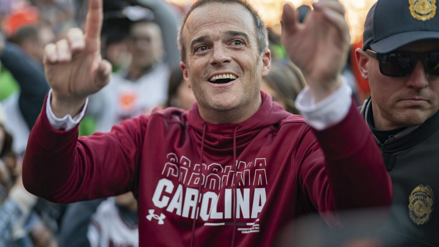 Mike Shula Named South Carolina Offensive Coordinator