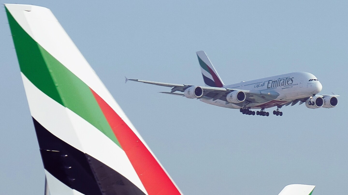 Превозвачът на дълги разстояния Emirates отчита печалба от 4,7 милиарда долара през 2023 г., тъй като авиокомпанията започва полети след пандемията