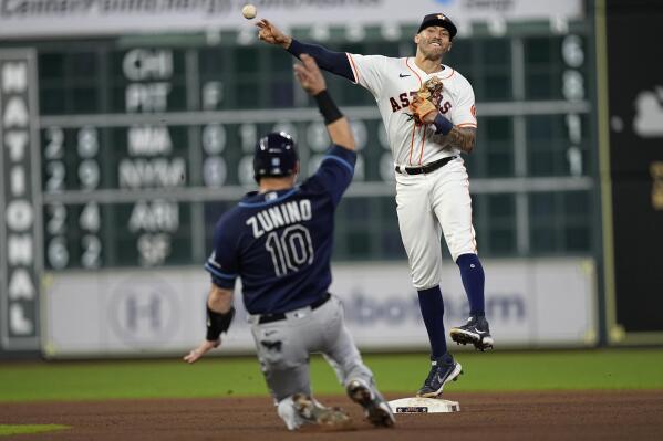 Astros walk twice with bases loaded in 9th, beat Rays 4-3