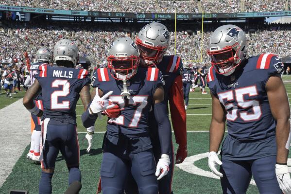 Defense finds groove as New England Patriots pick up 1st win