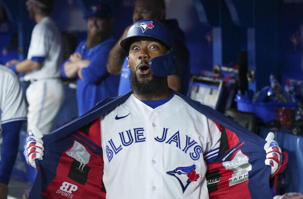 Blue Jays' Hernandez wins Silver Slugger Award — Canadian Baseball