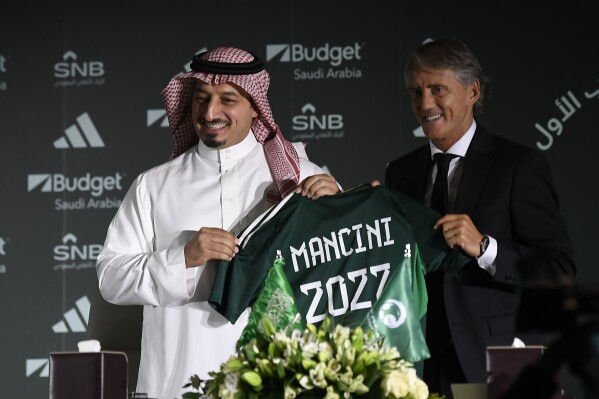 Roberto Mancini takes over as Saudi Arabia's coach