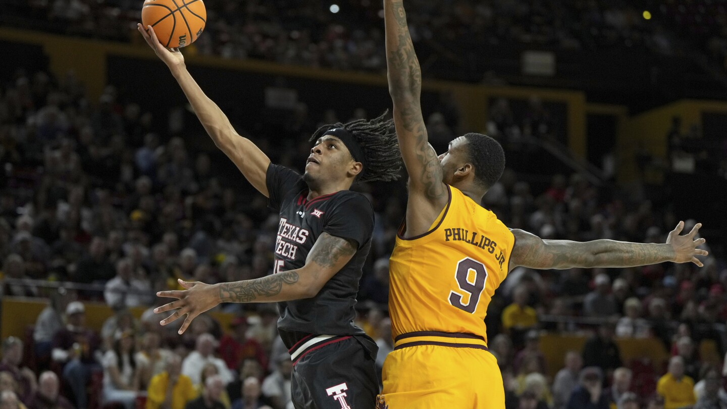 JT Toppin Named Big 12 Player, Newcomer of Year