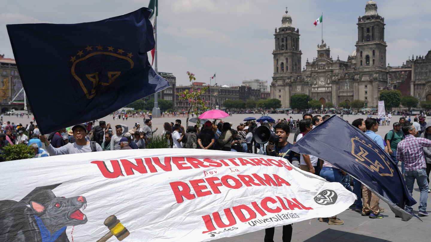 Over 18,000 sign in to run for Ideally suited Court docket seats and federal judges in Mexico’s new machine