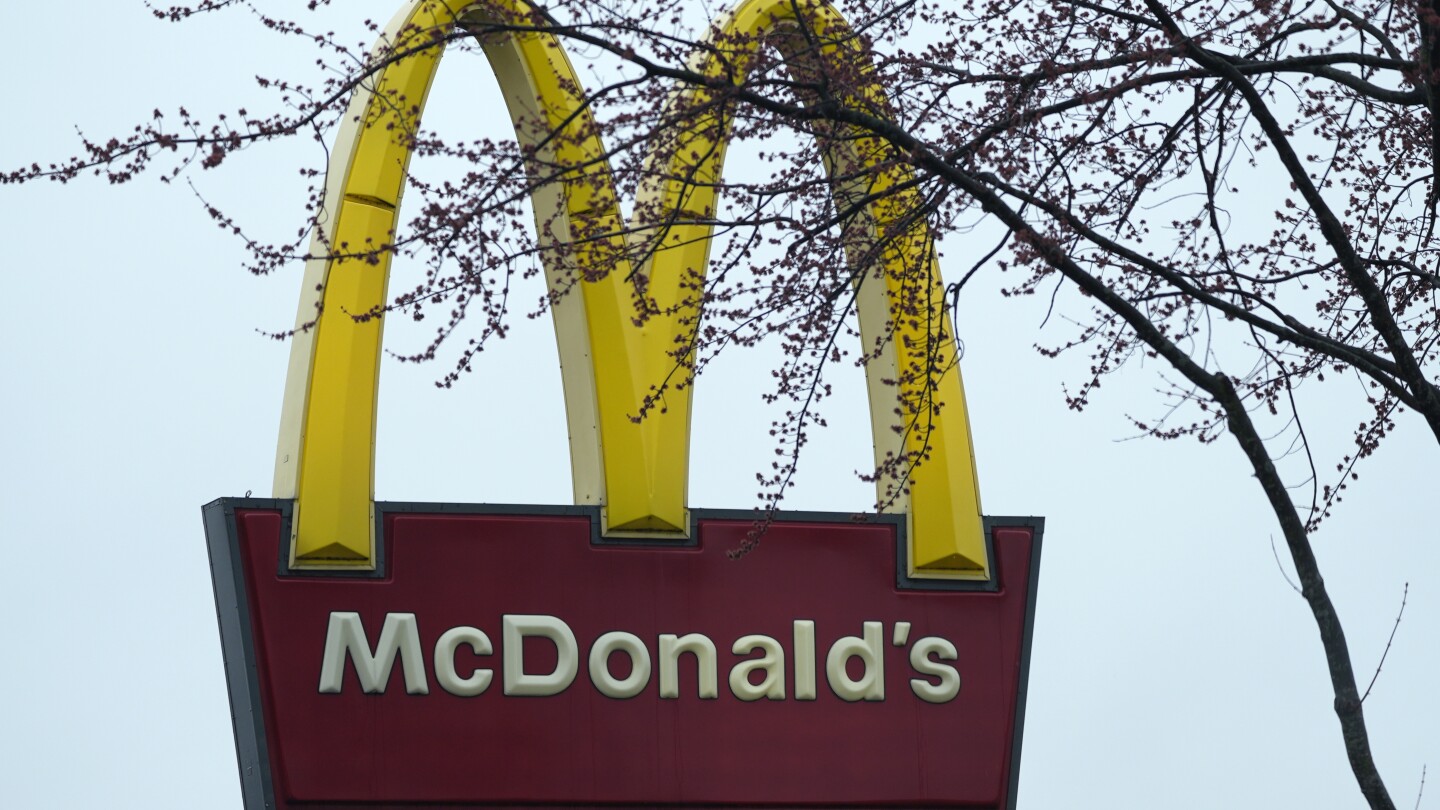 McDonald’s plans to increase deals and marketing to combat slowing fast food traffic