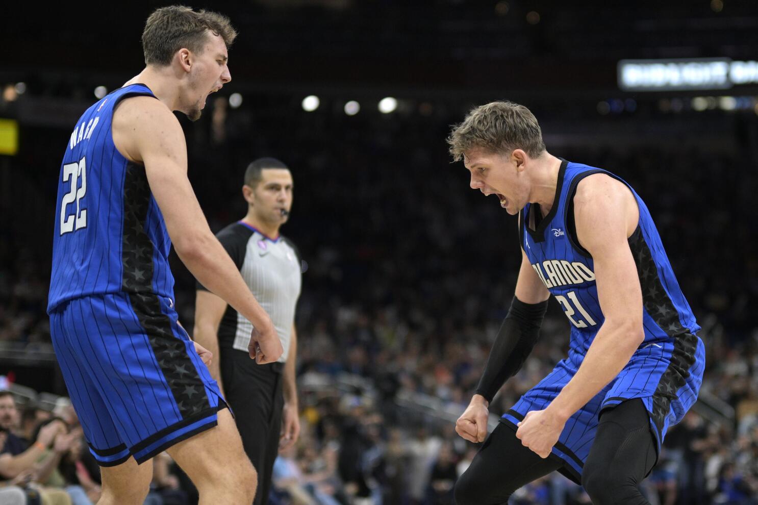 Wagner gets go-ahead layup in Magic's 110-108 win over Mavs