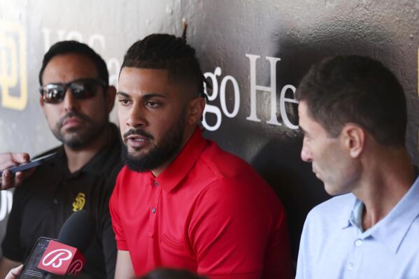 Tatis apologizes to Padres, fans for 80-game drug suspension