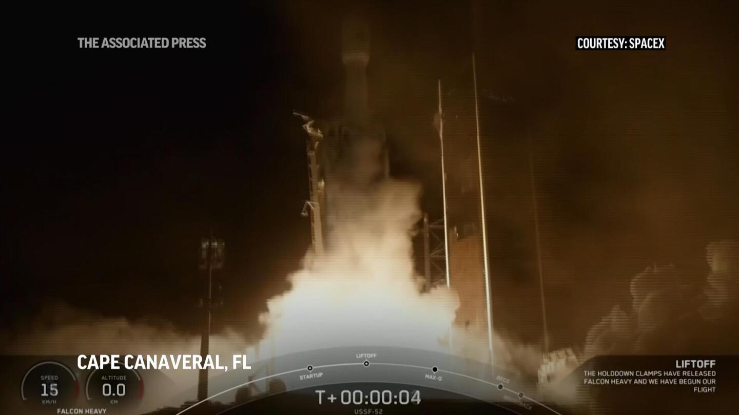 Us Military Space Plane Launches To Orbit On Another Secretive Mission Expected To Last Years