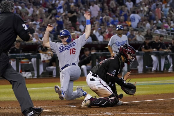 Walker Buehler leads Dodgers' win vs. D-backs