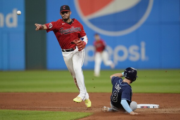 Boston Red Sox Jason Bay rounded the bases after his 8th inning HR