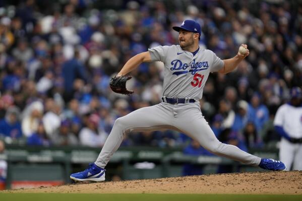 Dodgers rebound from 13-0 loss with 9-4 win over Cubs