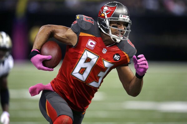 Former NFL receiver Vincent Jackson found dead in hotel room