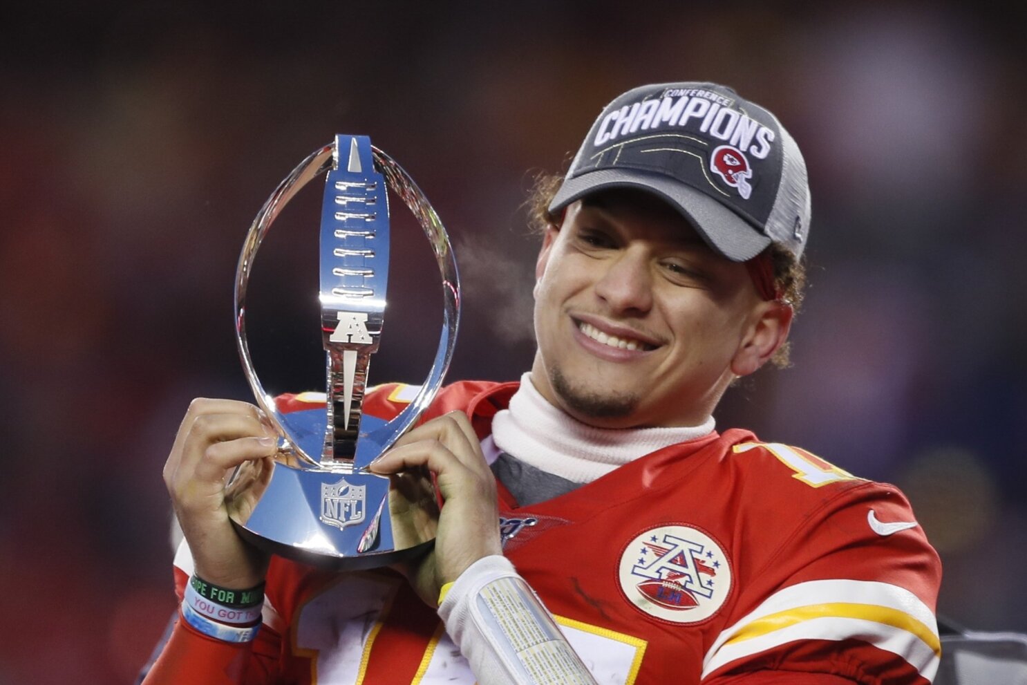 Tuesday Morning Football: Like his father, Patrick Mahomes