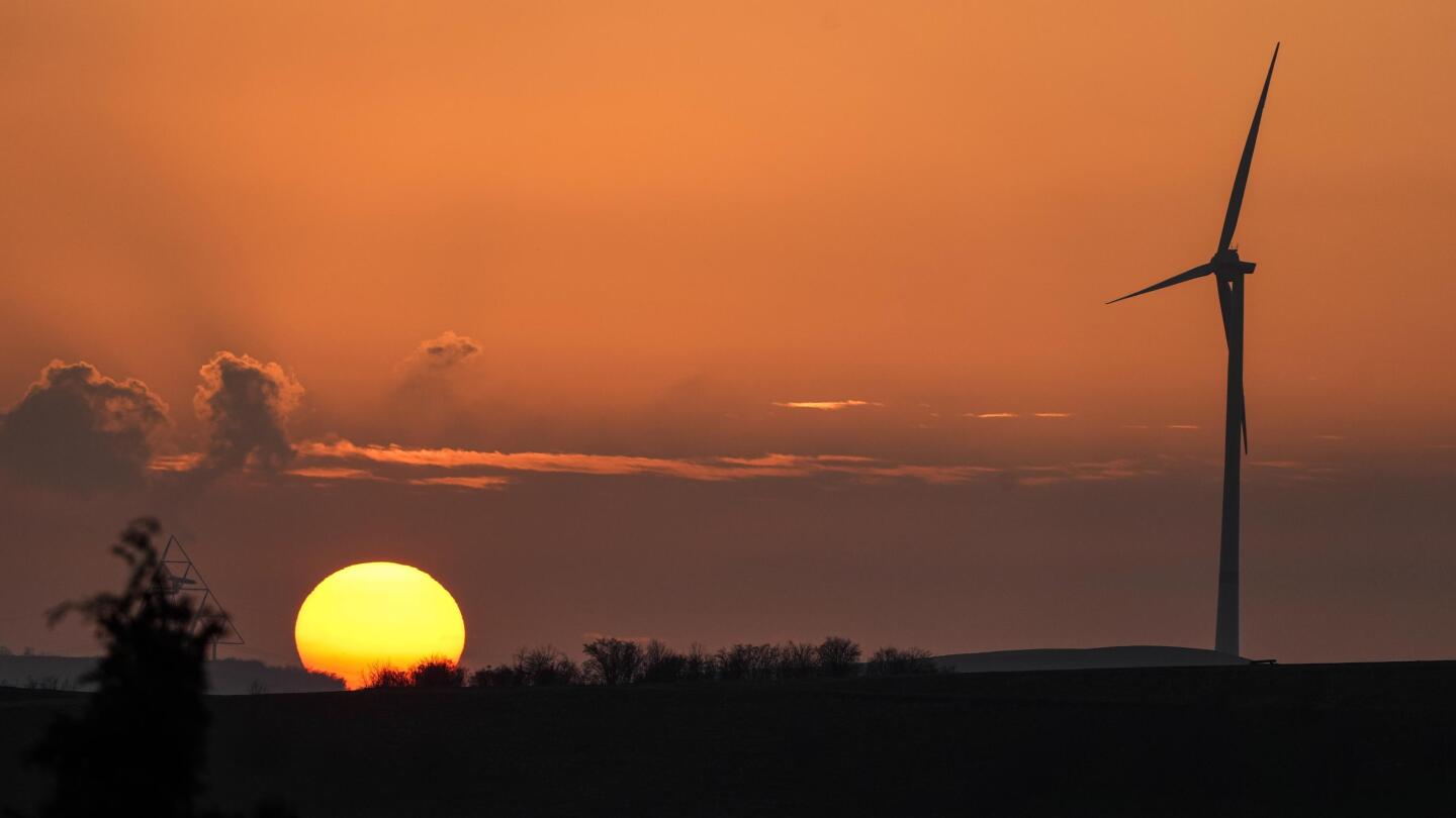 Germany faces 'gigantic' task meeting energy, climate goals