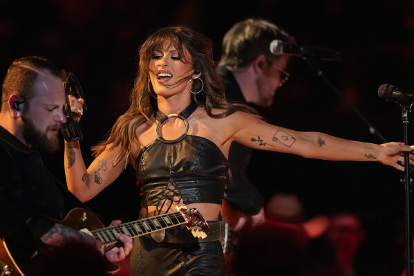 Ella Langley plays "Was not for the wind" During the 60th annual Academy of Country Music Awards on Thursday, May 8, 2025, in Frisco, Texas. (AP Photo/Chris Pizzello)