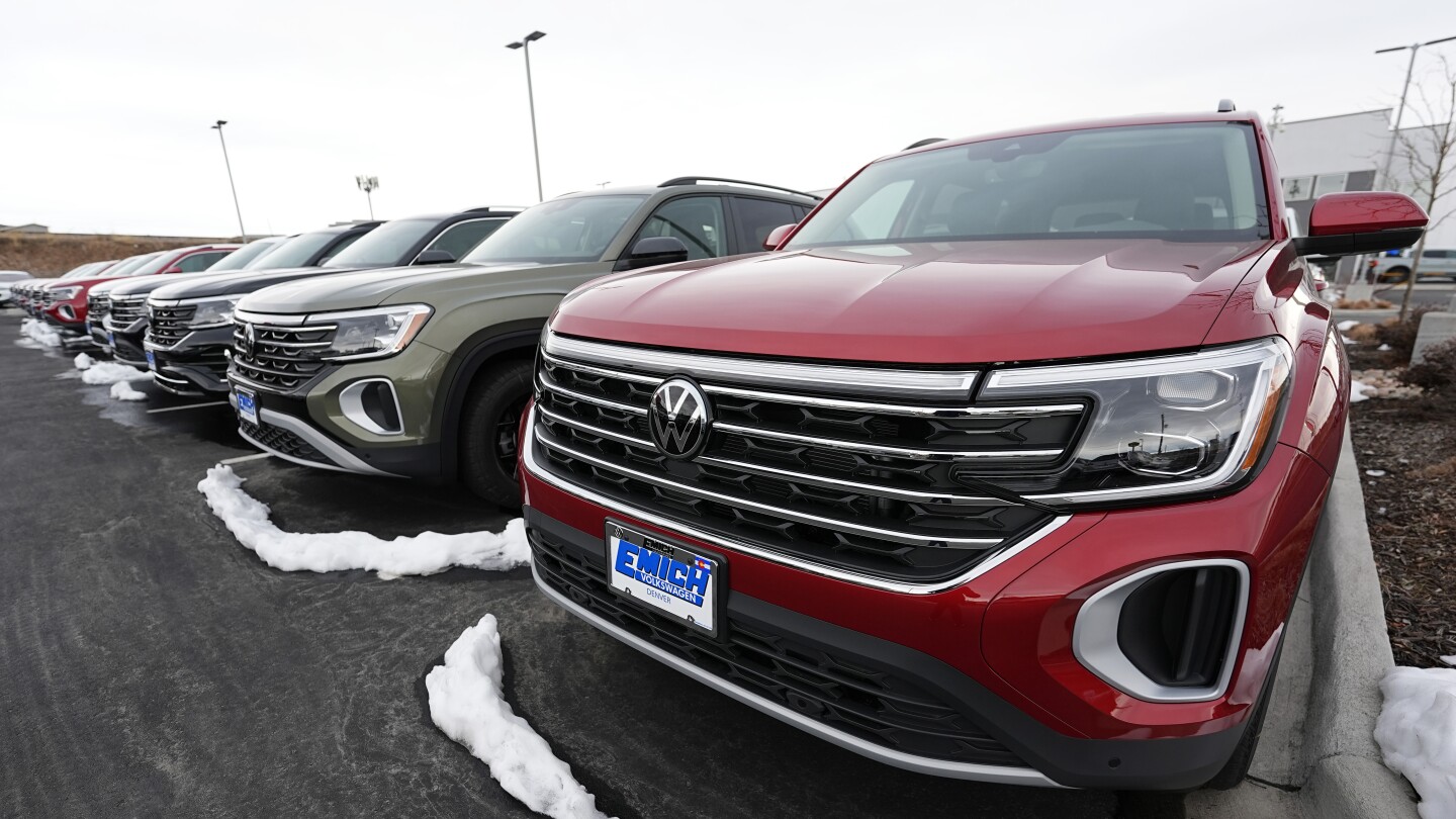 US first-quarter auto sales grew 5.1% despite high interest rates, but EV growth slows further