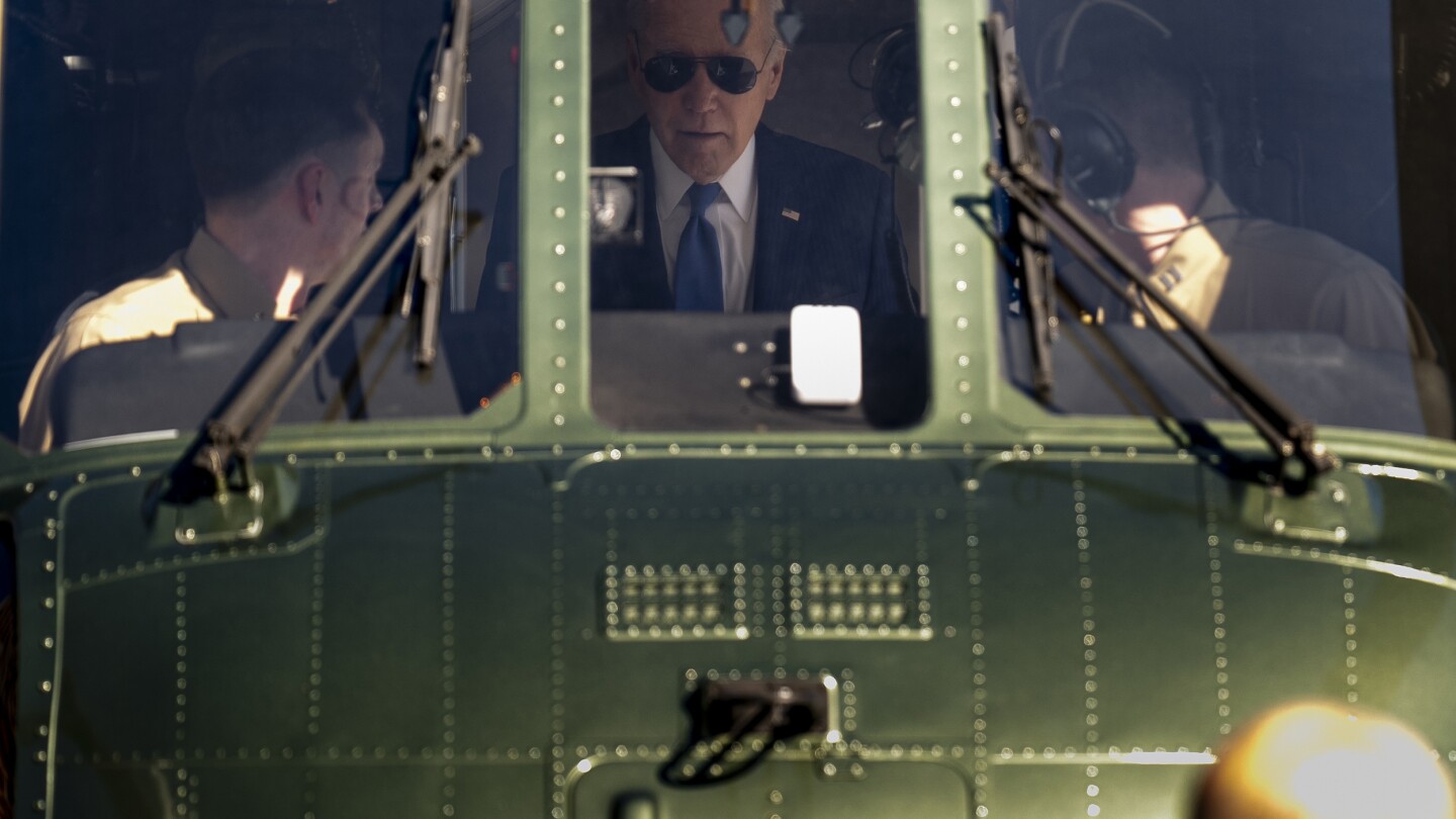 НЮ ЙОРК AP — Президентът Джо Байдън премина през трио
