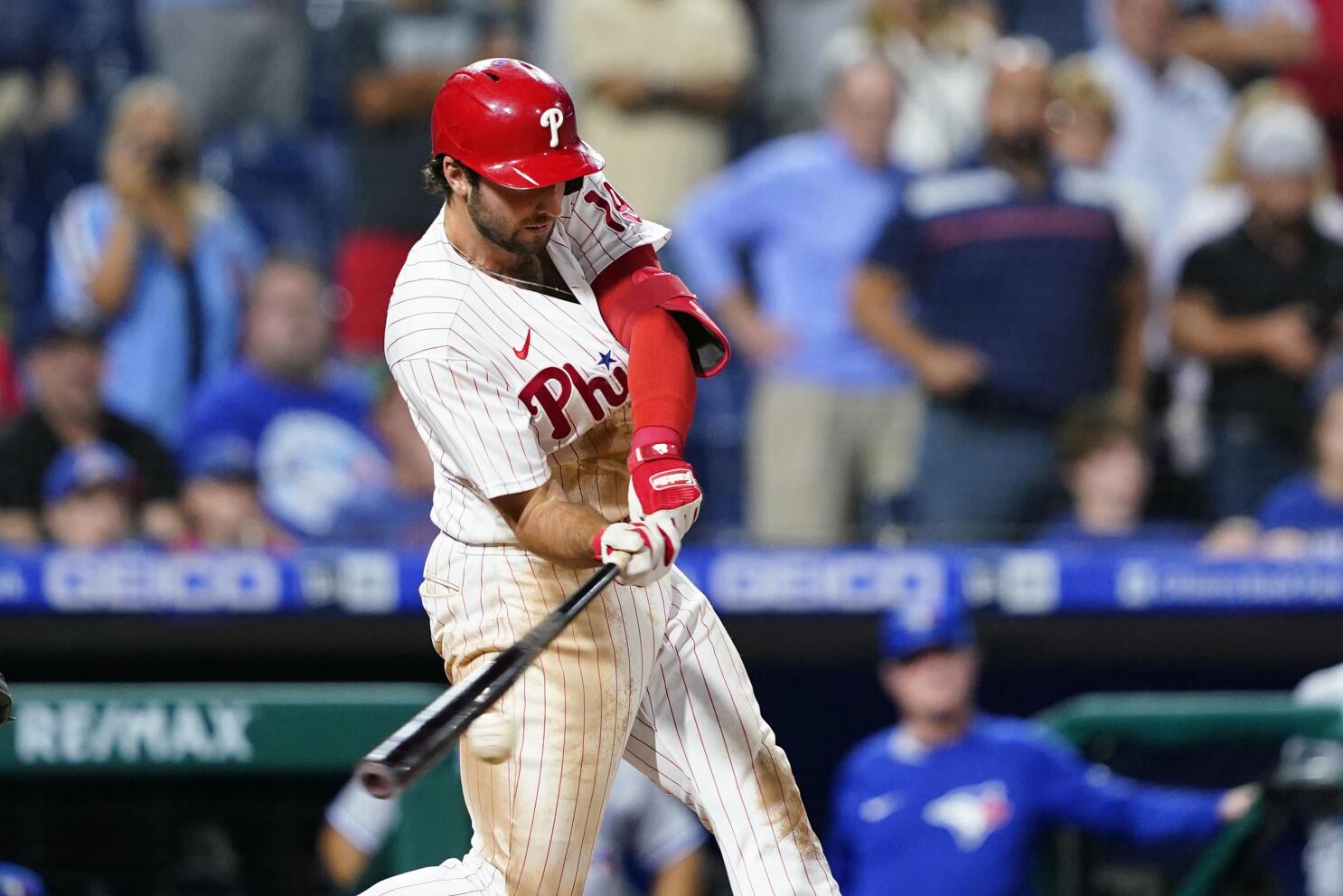 Phillies can't finish rally, fall to Blue Jays in 10