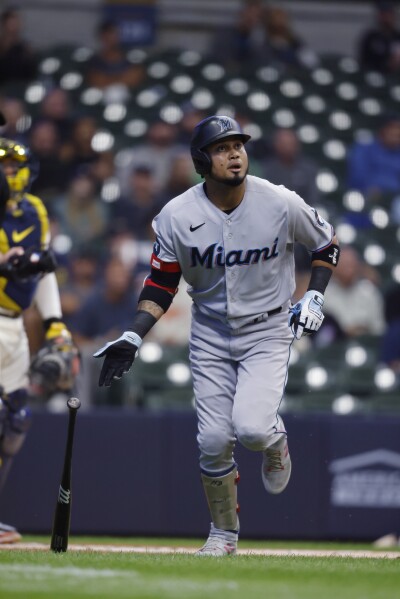 Josh Donaldson homers and Freddy Peralta's strong pitching leads Brewers  over Marlins 3-1