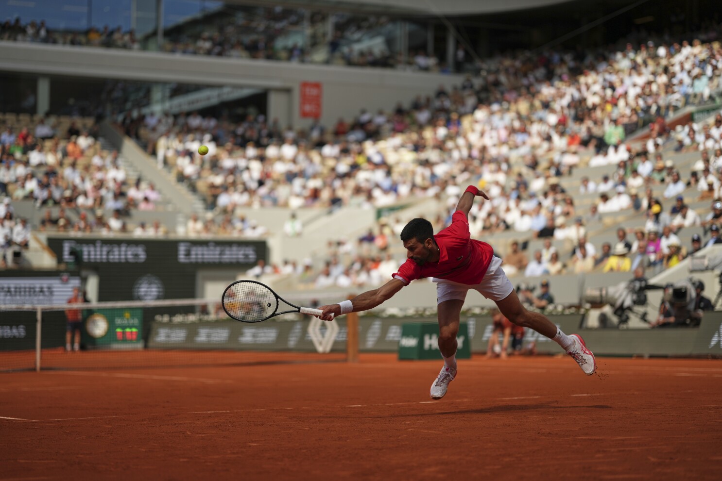 Djokovic, Zverev renew rivalry in French Open quarterfinals