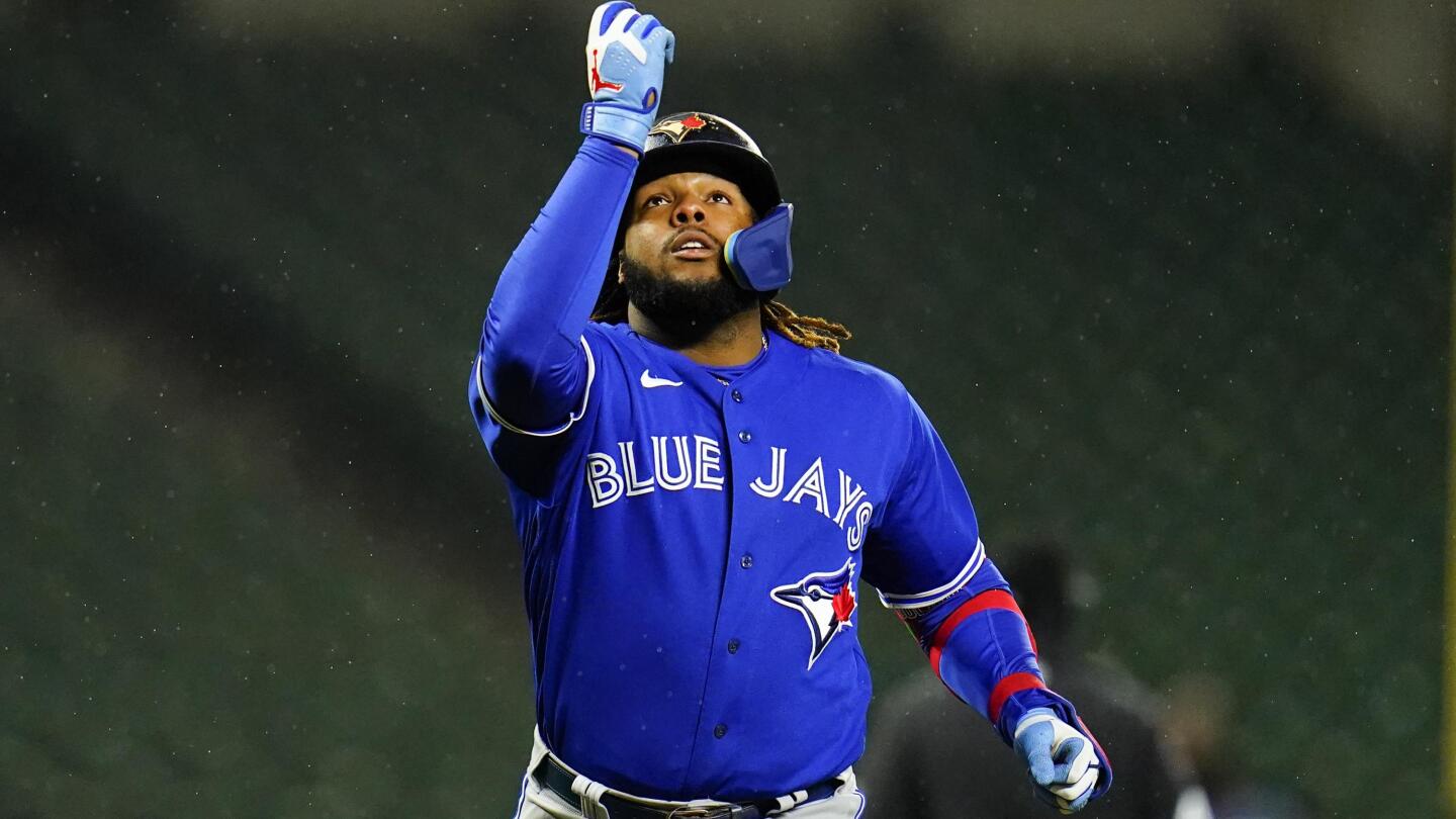 Vladimir Guerrero Jr. sparks Blue Jays offense in win over Padres