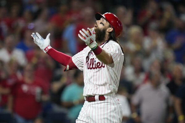 Matt Olson hits homers 49, 50, not enough as Phillies top Braves 7-5 in 2nd  game of doubleheader.