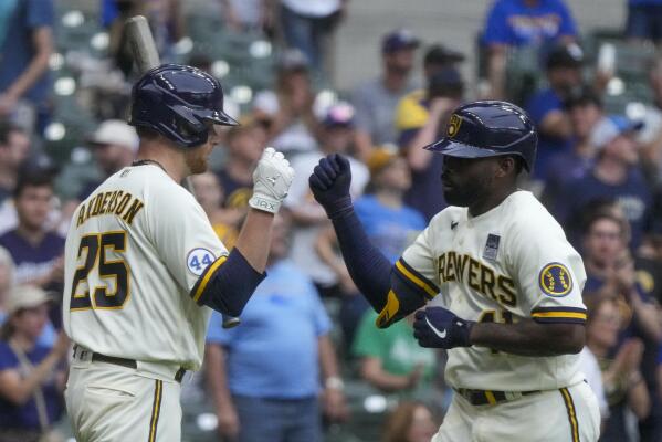 Wong leads Brewers' surge past Marlins, sending Miami to fourth