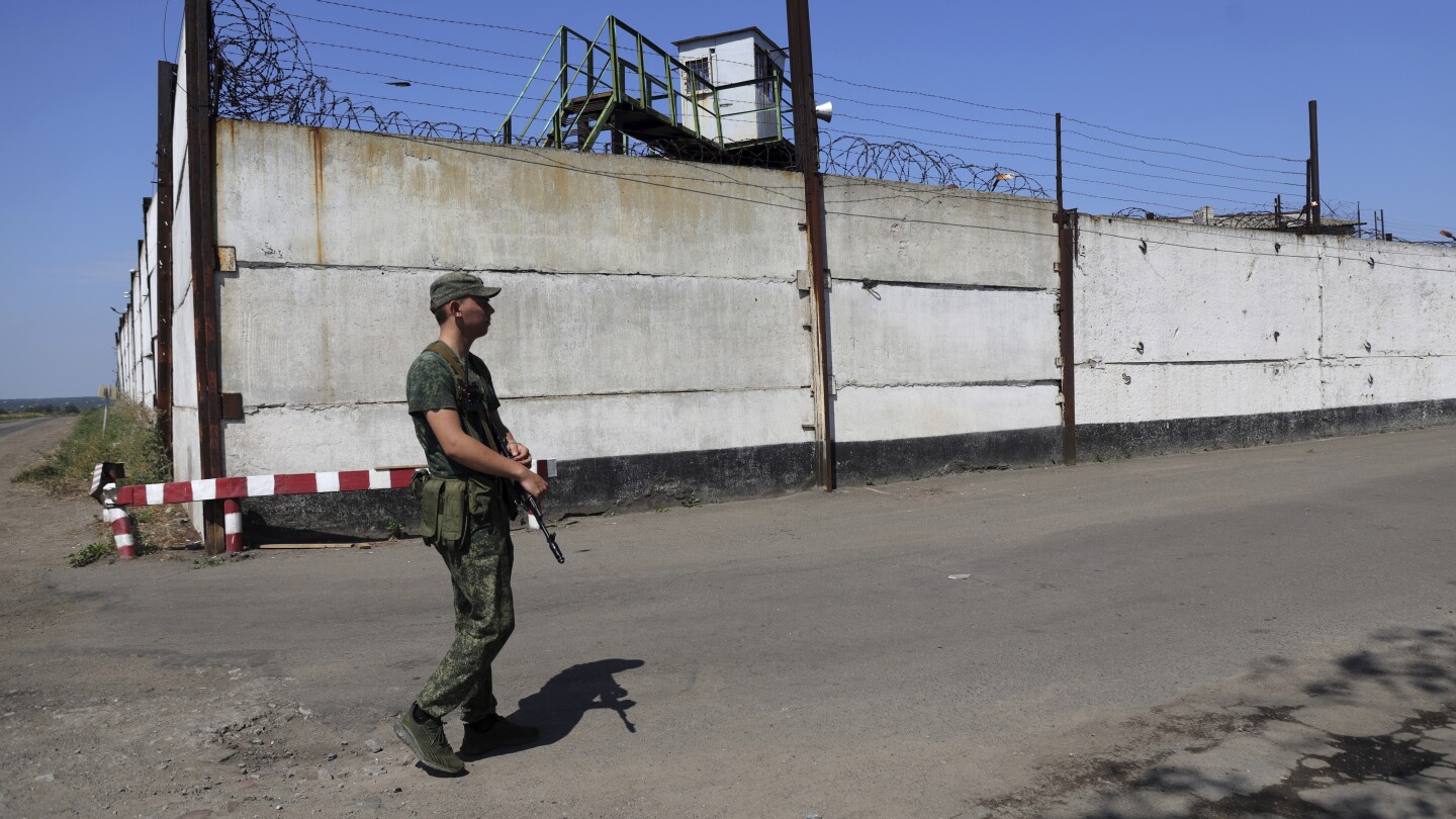 Сообщается, что Россия использует украинских военнопленных для боевых действий на родине на стороне Москвы.