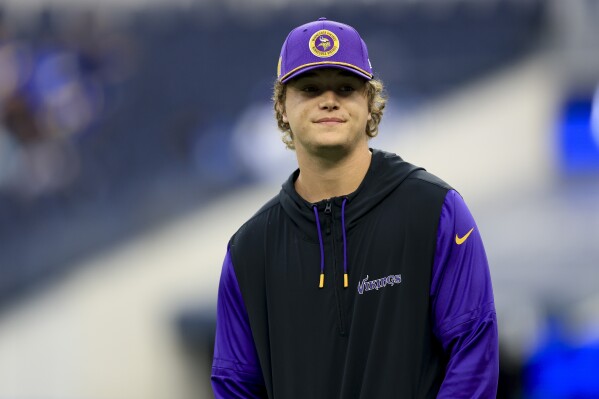 Vikings committed to J.J. McCarthy as starting QB after considering Aaron  Rodgers, AP source says | AP News