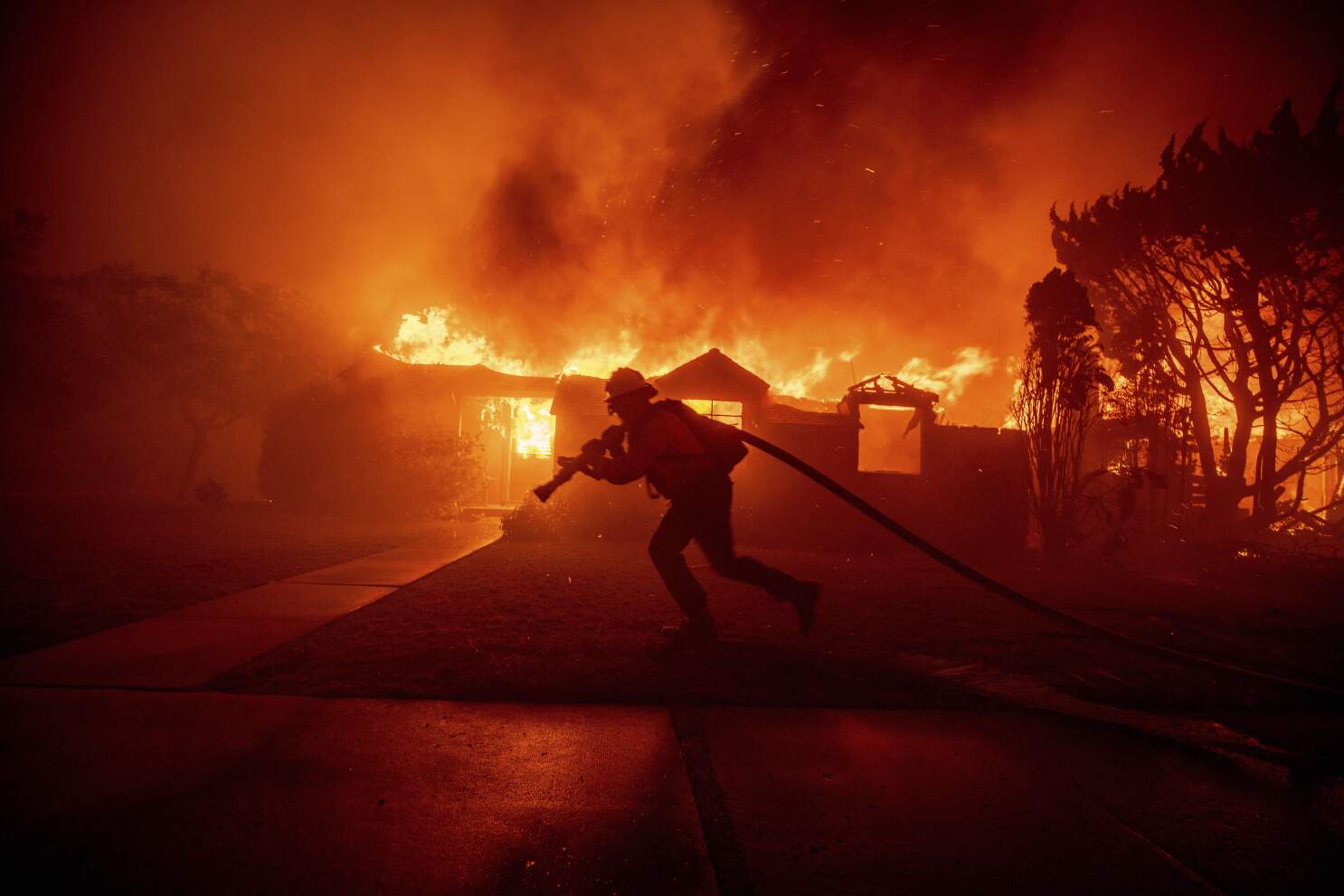 Celebrities among those who lost homes as devastating Los Angeles fires |  AP News