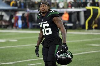 AP source: Jets agree with LB Quincy Williams on 3-year deal