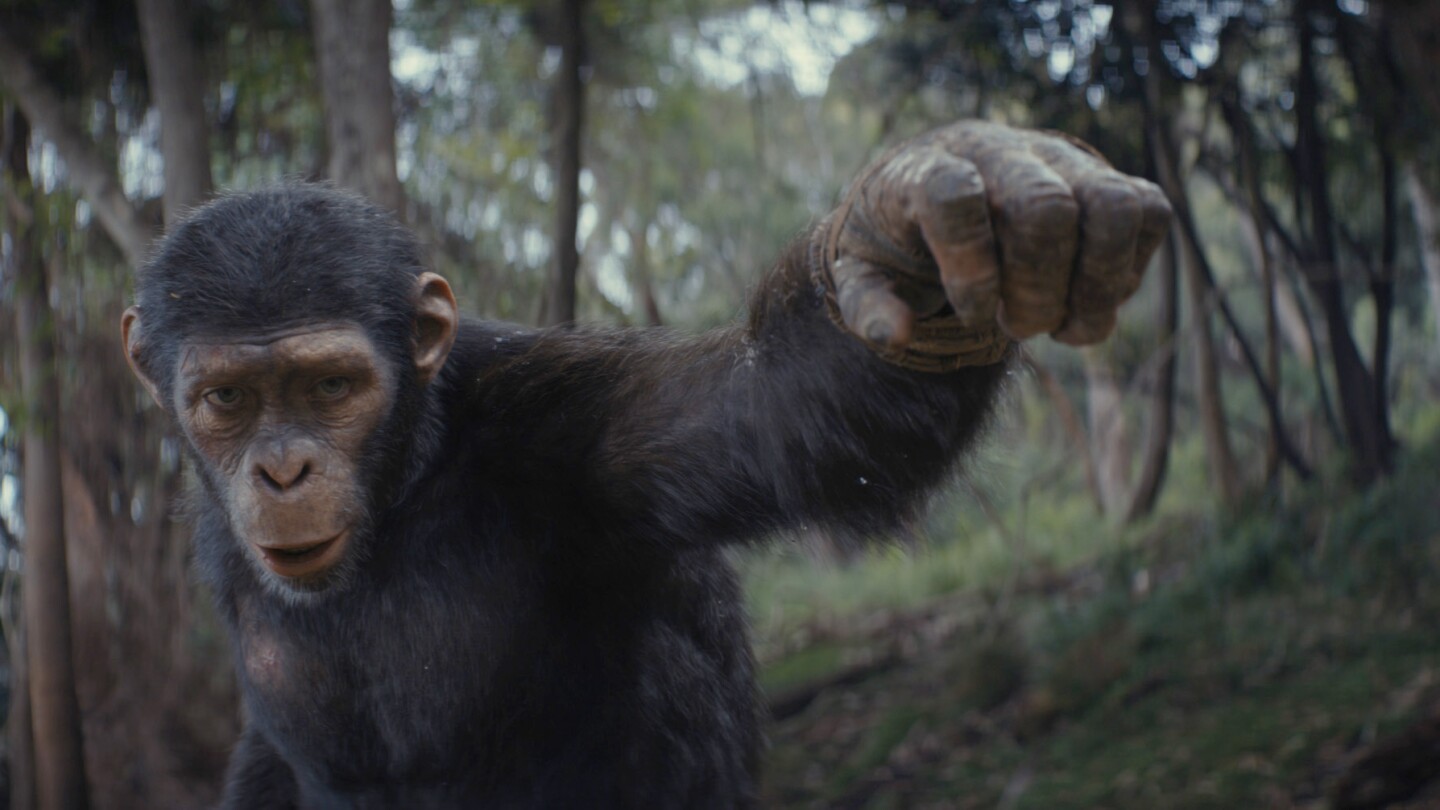 Феновете на франчайза Планетата на маймуните“ може би все още